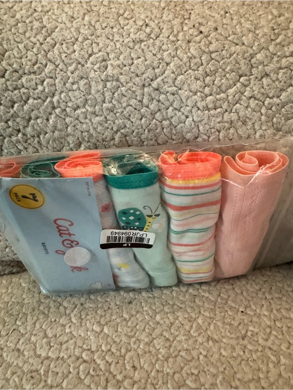 Cat & Jack Girls' 6 Pack Briefs - Pink, White, Aqua & Multi Size 4T - Picture 2 of 4
